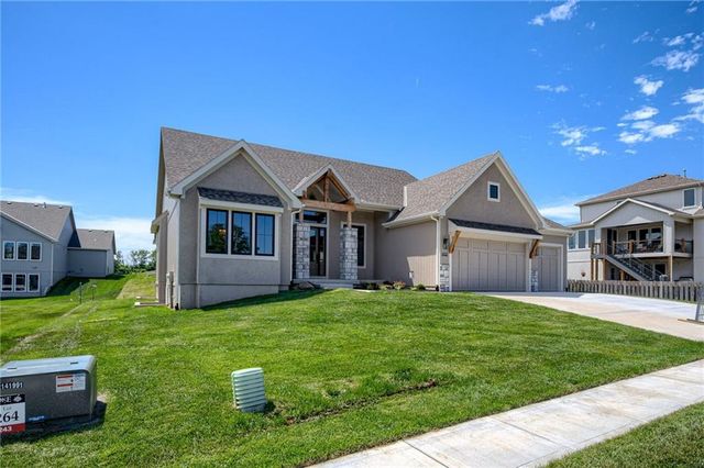 2615 NE 91st Place, Kansas City, MO 64156
