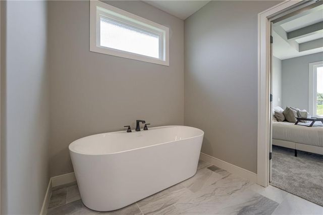 2615 NE 91st Place, Kansas City, MO 64156