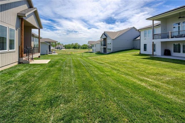 2615 NE 91st Place, Kansas City, MO 64156