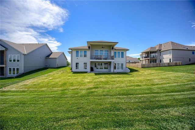 2615 NE 91st Place, Kansas City, MO 64156