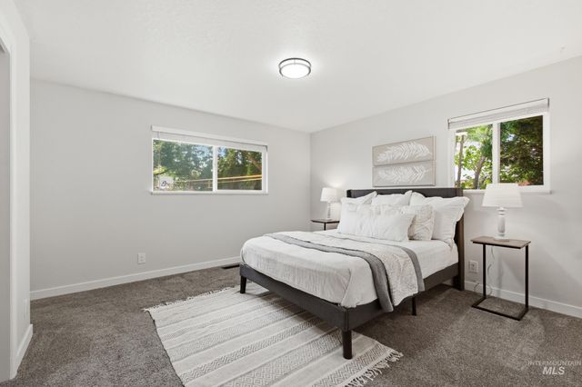 7940 W Galena Dr, Boise, ID 83709
