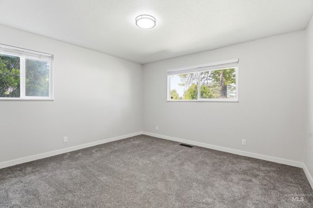 7940 W Galena Dr, Boise, ID 83709