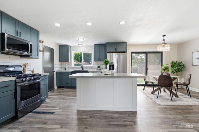 7940 W Galena Dr, Boise, ID 83709