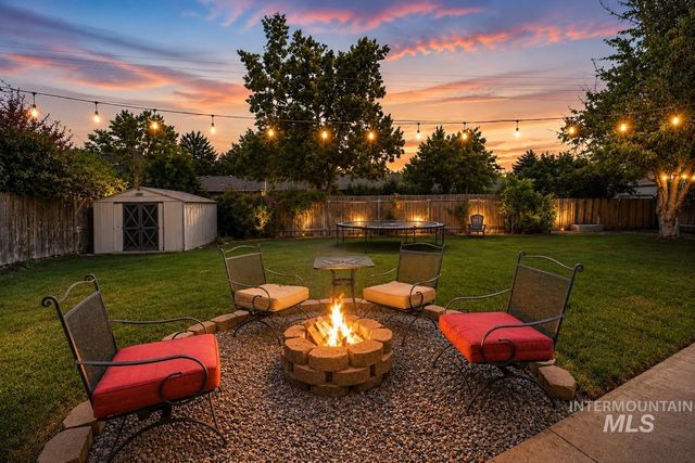 7940 W Galena Dr, Boise, ID 83709