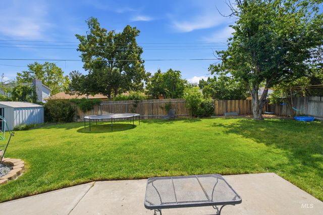 7940 W Galena Dr, Boise, ID 83709