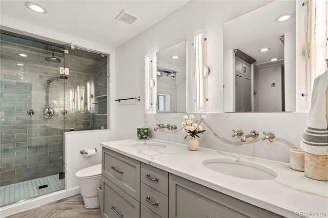 966 S York Street, Denver, CO 80209