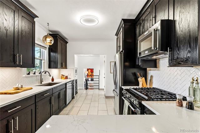 966 S York Street, Denver, CO 80209