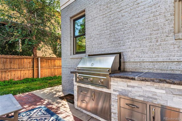 966 S York Street, Denver, CO 80209