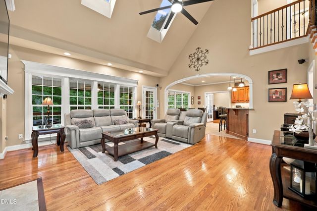 35 Broomhill Court, Clayton, NC 27527