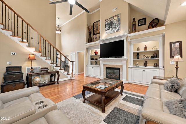 35 Broomhill Court, Clayton, NC 27527