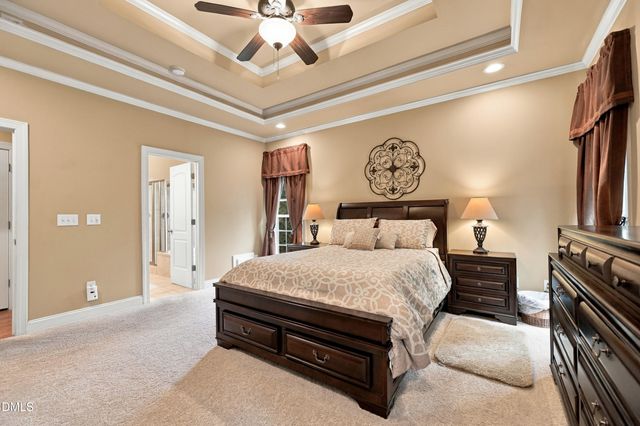 35 Broomhill Court, Clayton, NC 27527