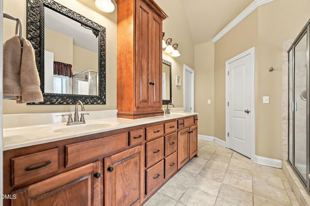 35 Broomhill Court, Clayton, NC 27527