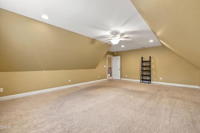 35 Broomhill Court, Clayton, NC 27527