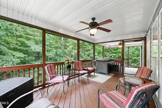 35 Broomhill Court, Clayton, NC 27527