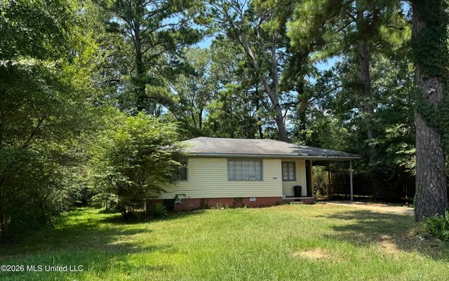 1915 Shady Lane Drive, Jackson, MS 39204