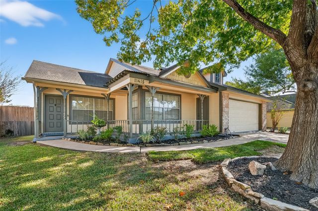 11415 Chariot Drive, Stafford, TX 77477