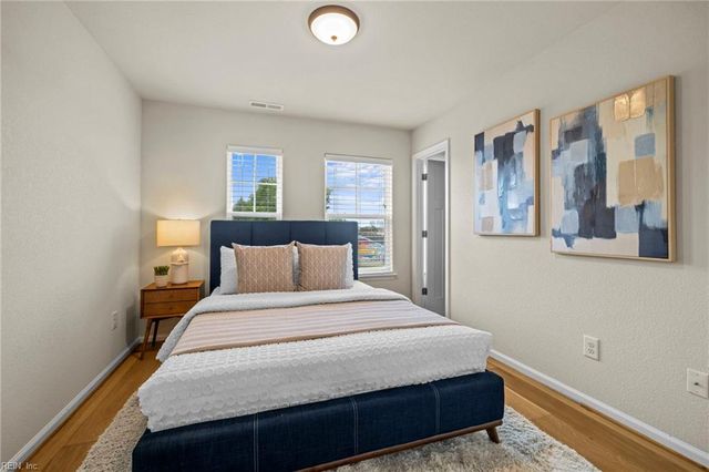 616 Foster LN, Virginia Beach, VA 23451