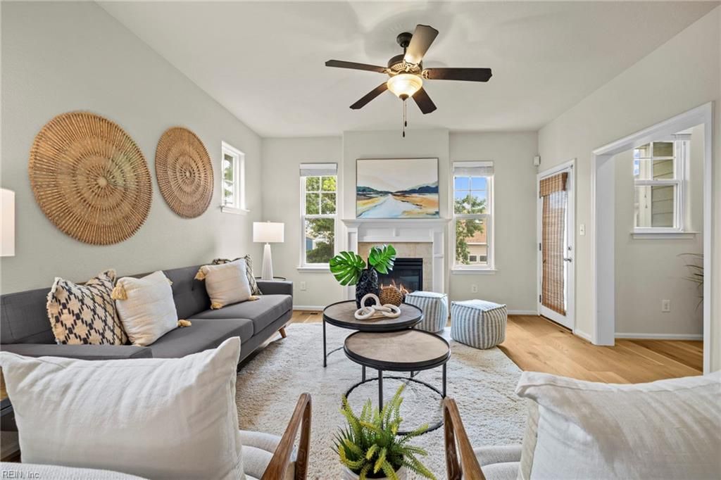 616 Foster LN, Virginia Beach, VA 23451