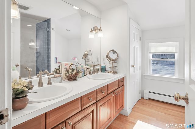 70 Cranbury Road, Norwalk, CT 06851