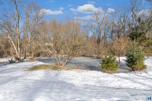 70 Cranbury Road, Norwalk, CT 06851