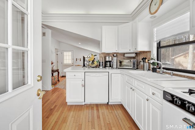 70 Cranbury Road, Norwalk, CT 06851