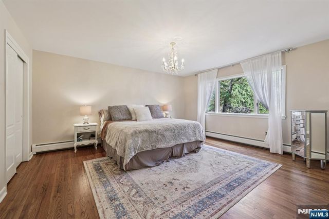 76 Church Street, Alpine, NJ 07620