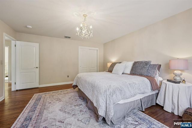 76 Church Street, Alpine, NJ 07620