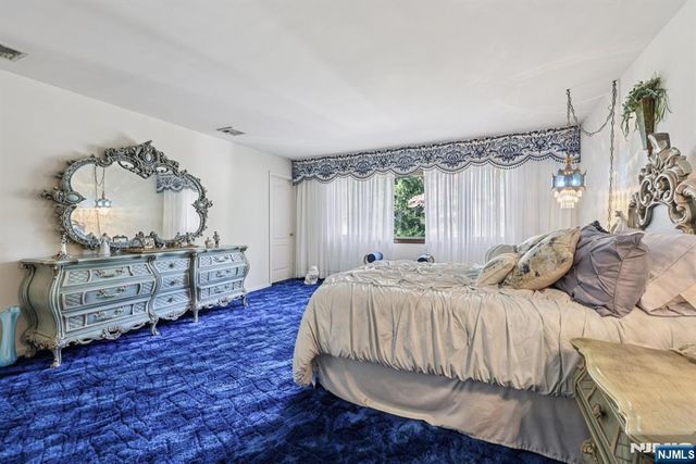 76 Church Street, Alpine, NJ 07620