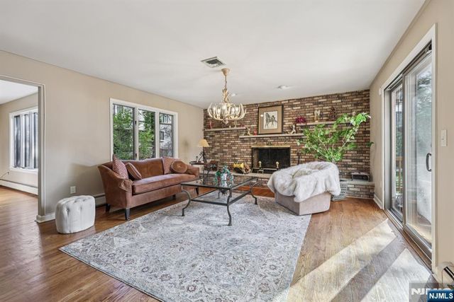 76 Church Street, Alpine, NJ 07620