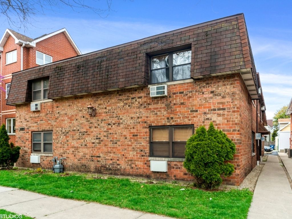 313 Elgin Avenue 201, Forest Park, IL 60130