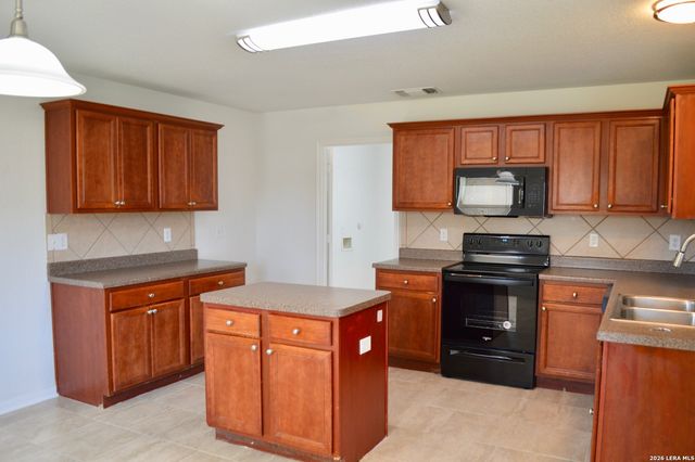 7123 Hallie, San Antonio, TX 78227