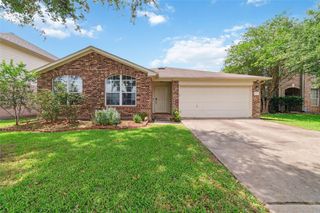 8123 Solara Bend, Houston, TX 77083