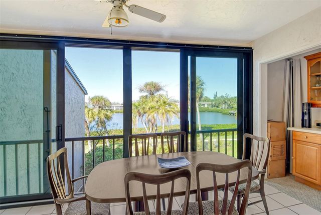 1601 BAYHOUSE POINT DRIVE BA204, Sarasota, FL 34231