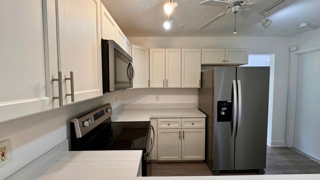 1746 Harborside Circle, Wellington, FL 33414