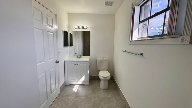 1746 Harborside Circle, Wellington, FL 33414