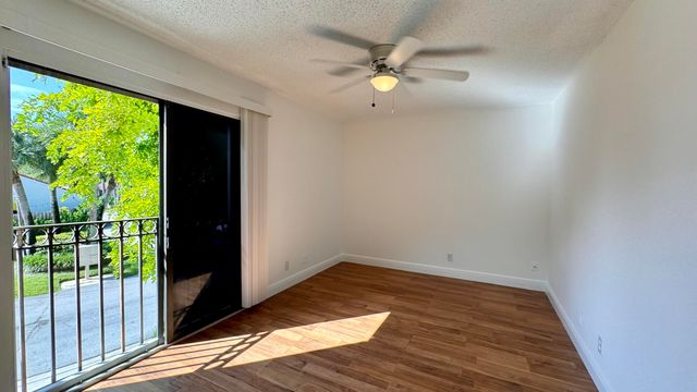 1746 Harborside Circle, Wellington, FL 33414