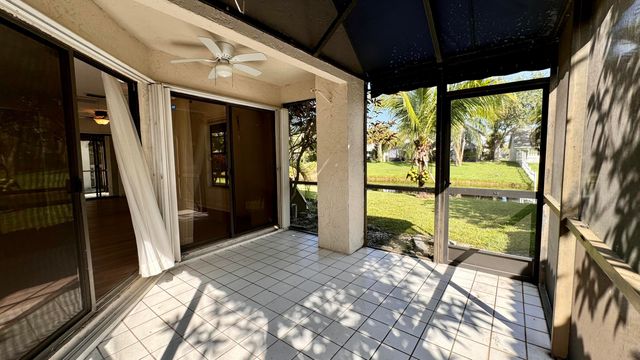 1746 Harborside Circle, Wellington, FL 33414