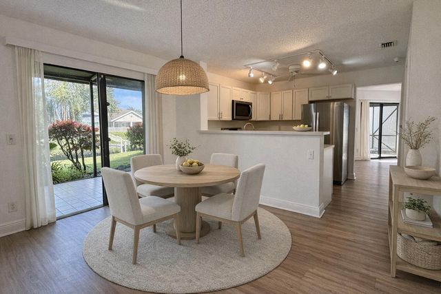 1746 Harborside Circle, Wellington, FL 33414