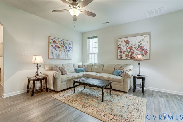 8994 Ringview Dr, Mechanicsville, VA 23116