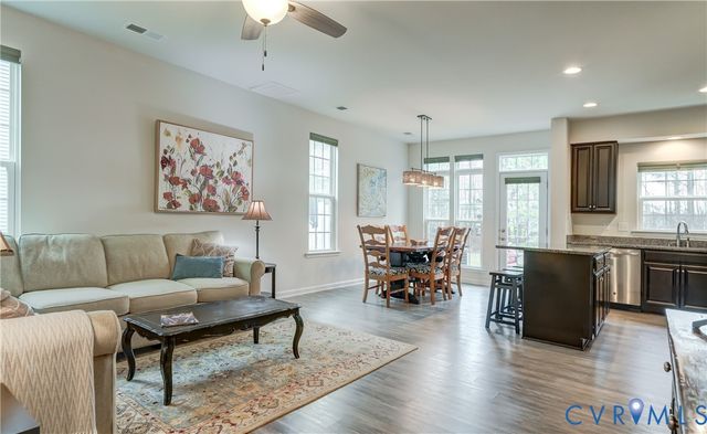 8994 Ringview Dr, Mechanicsville, VA 23116