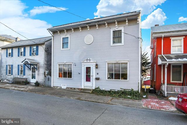 364 NORTH ST, Millersburg, PA 17061