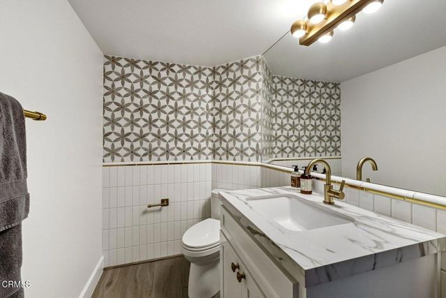 105 Malibu Avenue, Oxnard, CA 93035