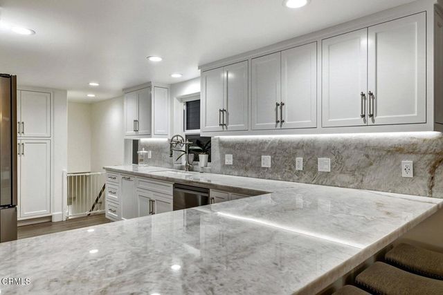 105 Malibu Avenue, Oxnard, CA 93035