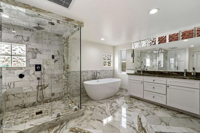 105 Malibu Avenue, Oxnard, CA 93035