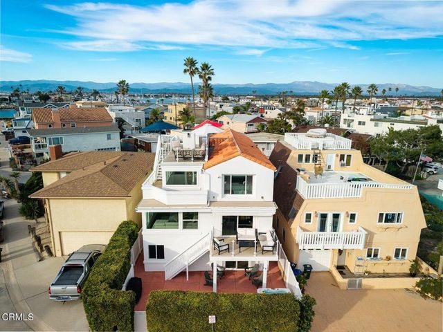 105 Malibu Avenue, Oxnard, CA 93035