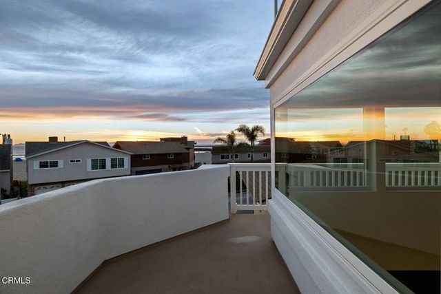 105 Malibu Avenue, Oxnard, CA 93035