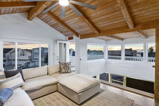 105 Malibu Avenue, Oxnard, CA 93035