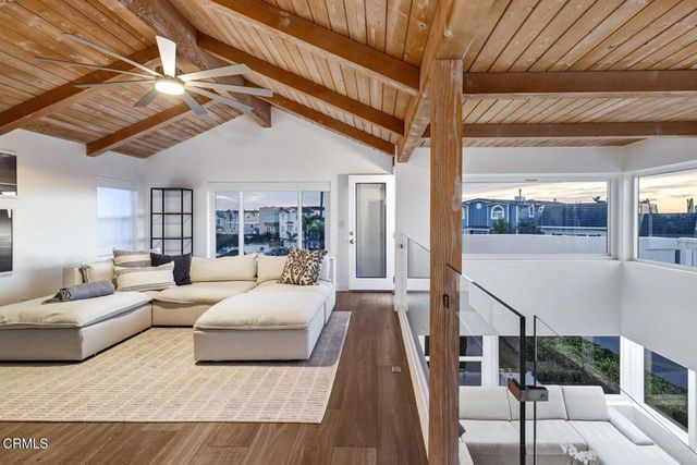 105 Malibu Avenue, Oxnard, CA 93035