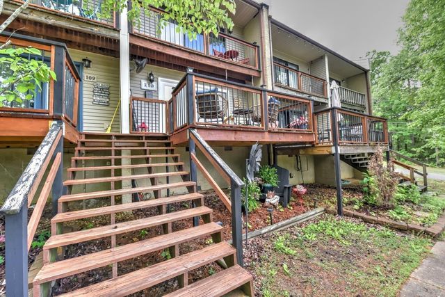 601 Dave Creek Pkwy Apt 110, Fairfield Bay, AR 72088