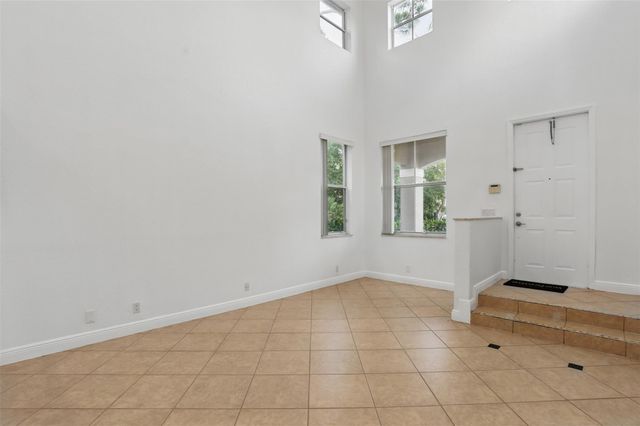 4324 S Magnolia Cir, Delray Beach, FL 33445